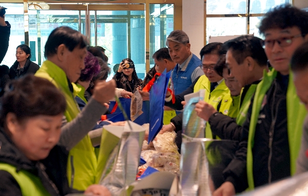 백석문화대 RISE사업단, 천안시 행복키움지원단과 설맞이 나눔 실천 대표이미지
