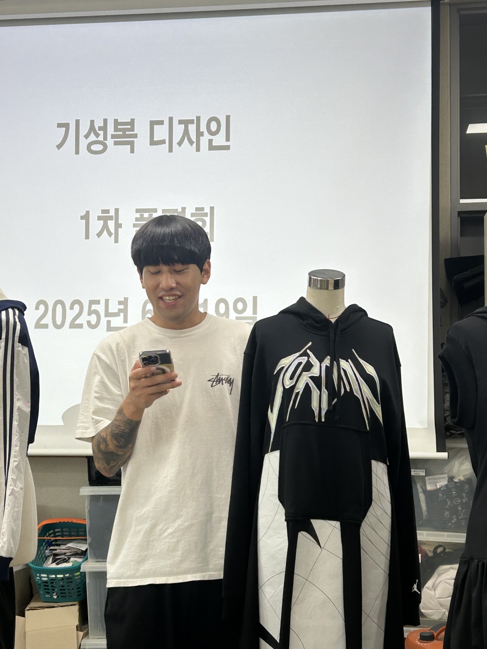 [패션스타일디자인]2025-1학기, 기성복디자인-수업 스케치 1번째 첨부파일 이미지