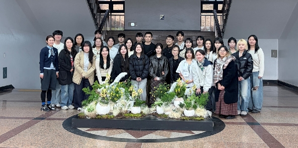 서로를 채워주는 소중한 시간들 대표이미지