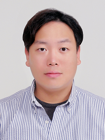 최규식 사진