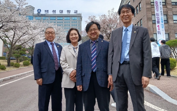 2025학년도 벚꽃축제 대표이미지