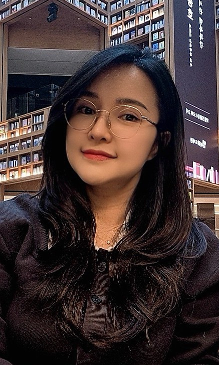 응우옌티프엉 사진
